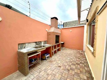 HERMOSA Y ELEGANTE VILLA POR ESTRENAR EN LAS CONCHAS CERCA A LA PLAYA