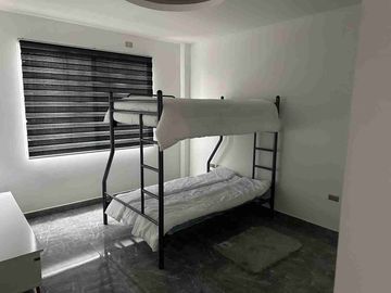 ESPECTACULAR  Y ELEGANTE VILLA , POR ESTRENAR , 4 DORMITORIOS, CON  VISTA AL MAR