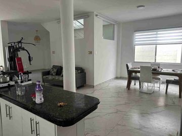 ESPECTACULAR  Y ELEGANTE VILLA , POR ESTRENAR , 4 DORMITORIOS, CON  VISTA AL MAR