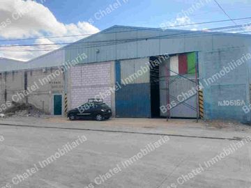 Nave Industrial 1000 m2 con anden Parque Industrial Resurrección