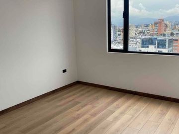 Departamento de venta en el sector la Carolina de 3 dormitorios, Quito, Ecuador