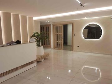 Departamento de venta en el sector la Carolina de 3 dormitorios, Quito, Ecuador