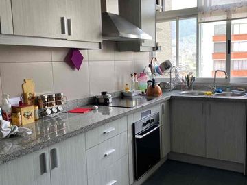 Departamento en Venta, excelente sector Veintimilla y 6 de Diciembre, Quito