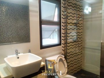 Luxury 2-Storey Pool Villa for Sale – European Home Place Village, South Pattaya