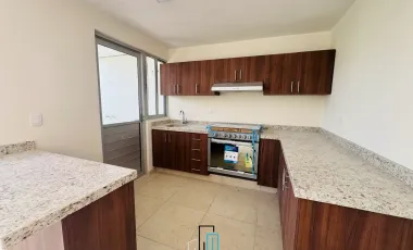 Casa en Venta en Fracc. Privado La Vista, Emiliano Zapata -$3,050,000 MXN