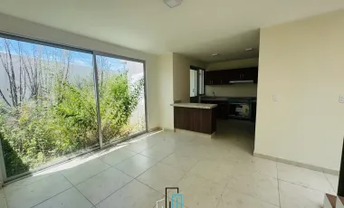 Casa en Venta en Fracc. Privado La Vista, Emiliano Zapata -$3,050,000 MXN