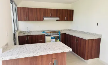Casa en Venta en Fracc. Privado La Vista, Emiliano Zapata -$3,050,000 MXN