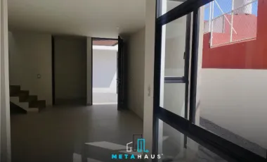 Casa Tasso Nueva en Venta en Fracc. Sorrento, Zona Margaritas – $2,450,000 MXN
