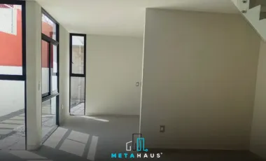 Casa Tasso Nueva en Venta en Fracc. Sorrento, Zona Margaritas – $2,450,000 MXN