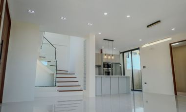 For Sale: 5BR Modern House & Lot in Parkway Setting Nuvali Calamba, Laguna - P31.5M