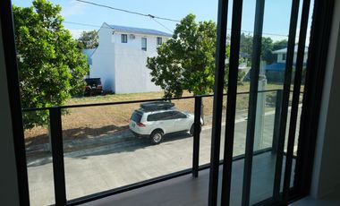 For Sale: 5BR Modern House & Lot in Parkway Setting Nuvali Calamba, Laguna - P31.5M