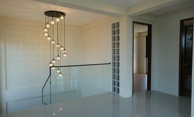 For Sale: 5BR Modern House & Lot in Parkway Setting Nuvali Calamba, Laguna - P31.5M