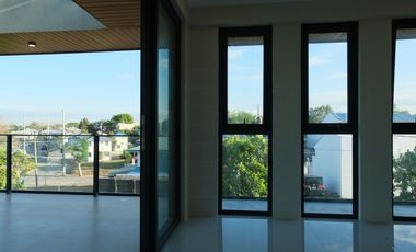 For Sale: 5BR Modern House & Lot in Parkway Setting Nuvali Calamba, Laguna - P31.5M