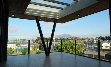 For Sale: 5BR Modern House & Lot in Parkway Setting Nuvali Calamba, Laguna - P31.5M