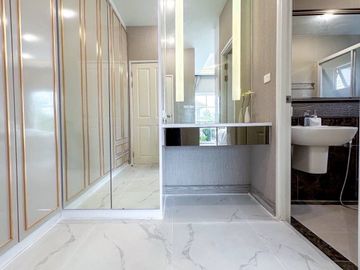 ขาย บ้าน Golden Neo Sathorn โกลเด้น นีโอ สาทร