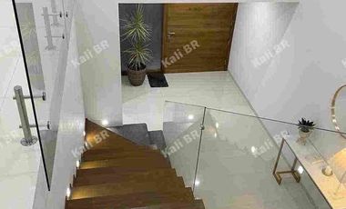 Casa en Loretta Dos en venta.
