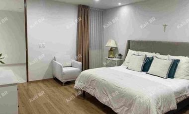 Casa en Loretta Dos en venta.