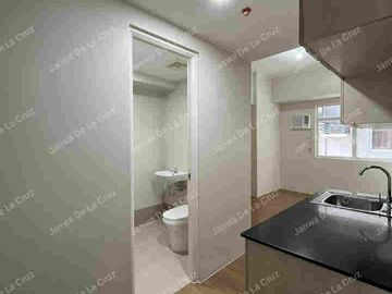 83K Cash Out, Condo in front of ATeneo (RFO)