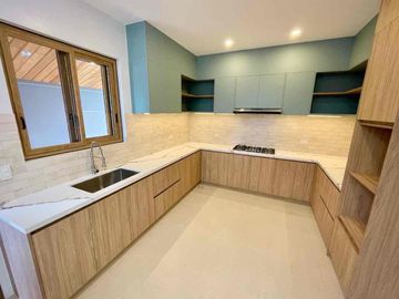 Treveia Brand New House and Lot FOR SALE