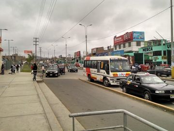 Venta de Terreno en Ocasión en Avenida Comercial de Villa El Salvador