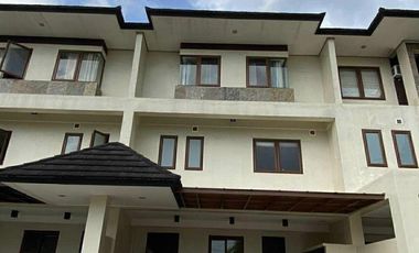 Pristina North 3BR Townhouse 163sqm 2-car 3-lvl Maids Talamban