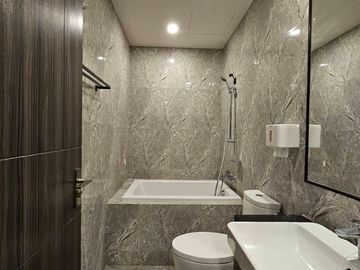 For Rent & sell at Ashton asoke