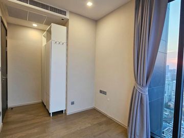 For Rent & sell at Ashton asoke