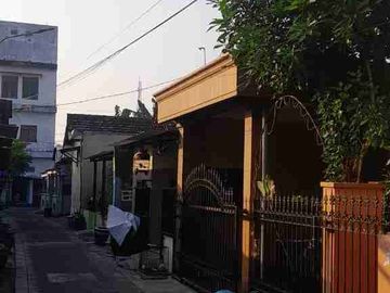 Dijual cepat rumah siap huni 500 meter alun alun sidoarjo*