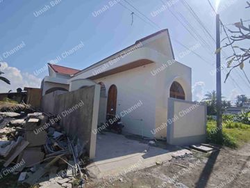 JUAL TROPICAL VILLA DI JALAN PANTAI SABA , DEKAT FLAMINGO BEACH CLUB - GIANYAR