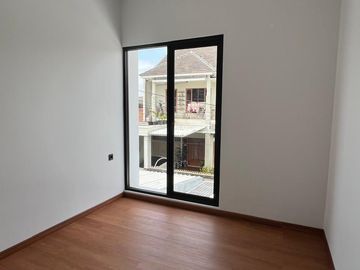 Rumah Baru Gress 2 Lantai BKR Buahbatu