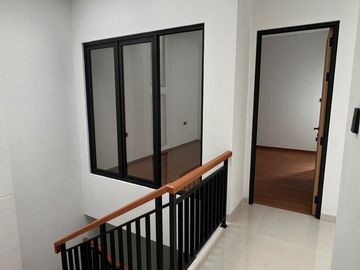 Rumah Baru Gress 2 Lantai BKR Buahbatu