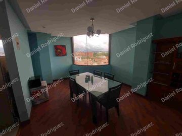 Departamento de venta en cuenca en plena Ave. Paucarbamaba zona estrategica a 100 m de la clinica paucarbamba
