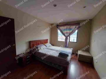 Departamento de venta en cuenca en plena Ave. Paucarbamaba zona estrategica a 100 m de la clinica paucarbamba