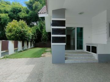 Stunning Single-Story Home near National Park! Hang Dong Gem!