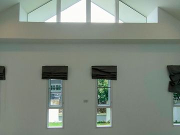 Stunning Single-Story Home near National Park! Hang Dong Gem!