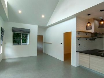 Stunning Single-Story Home near National Park! Hang Dong Gem!