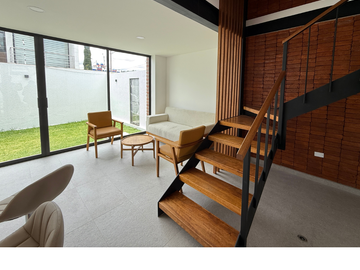 CASA EN VENTA SECTOR IZAMBA, AMBATO-ECUADOR