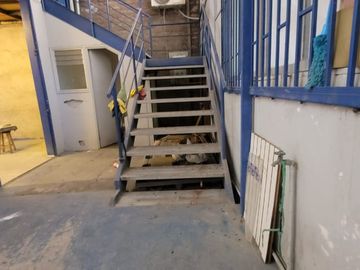 Se Vende Galpón O Bodega Amplio En San Gerardo, Recoleta