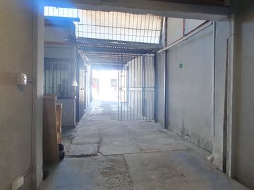 Se Vende Galpón O Bodega Amplio En San Gerardo, Recoleta