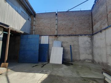 Se Vende Galpón O Bodega Amplio En San Gerardo, Recoleta