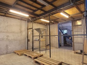 Se Vende Galpón O Bodega Amplio En San Gerardo, Recoleta