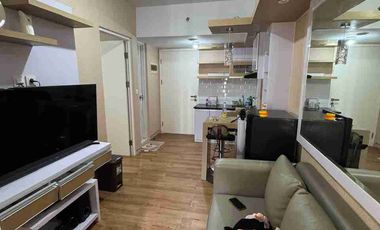 apartemen 2 br full furnish dekat mall summarecon bekasi
