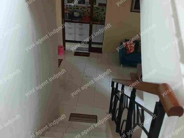 rumah jual hoek minimalis di Legenda Wisata