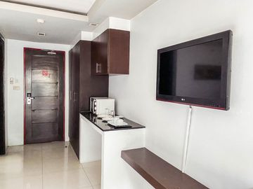 Hotel Building for Sale in One Liberty Hotel, Kalayaan Avenue, Quezon City