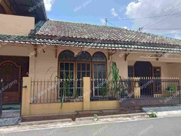Turun harga rumah singopuran kartasura