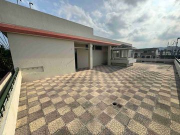 Venta de casa esquinera en Kennedy Nueva