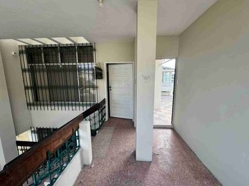 Venta de casa esquinera en Kennedy Nueva