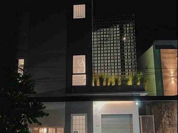 Kost 2Lt Cantik Aktif Dekat Kampus UNS