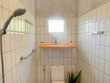 Kost 2Lt Cantik Aktif Dekat Kampus UNS