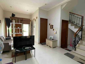 Rumah Bagus 2.5 Lt  Siap Huni dalam Komplek di Dukuh Kramat Jati